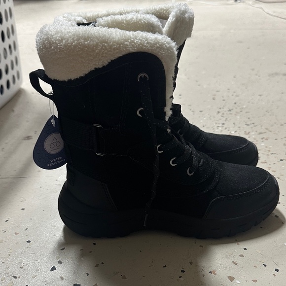 NWT EASY SPIRIT BOOTS - Picture 1 of 10